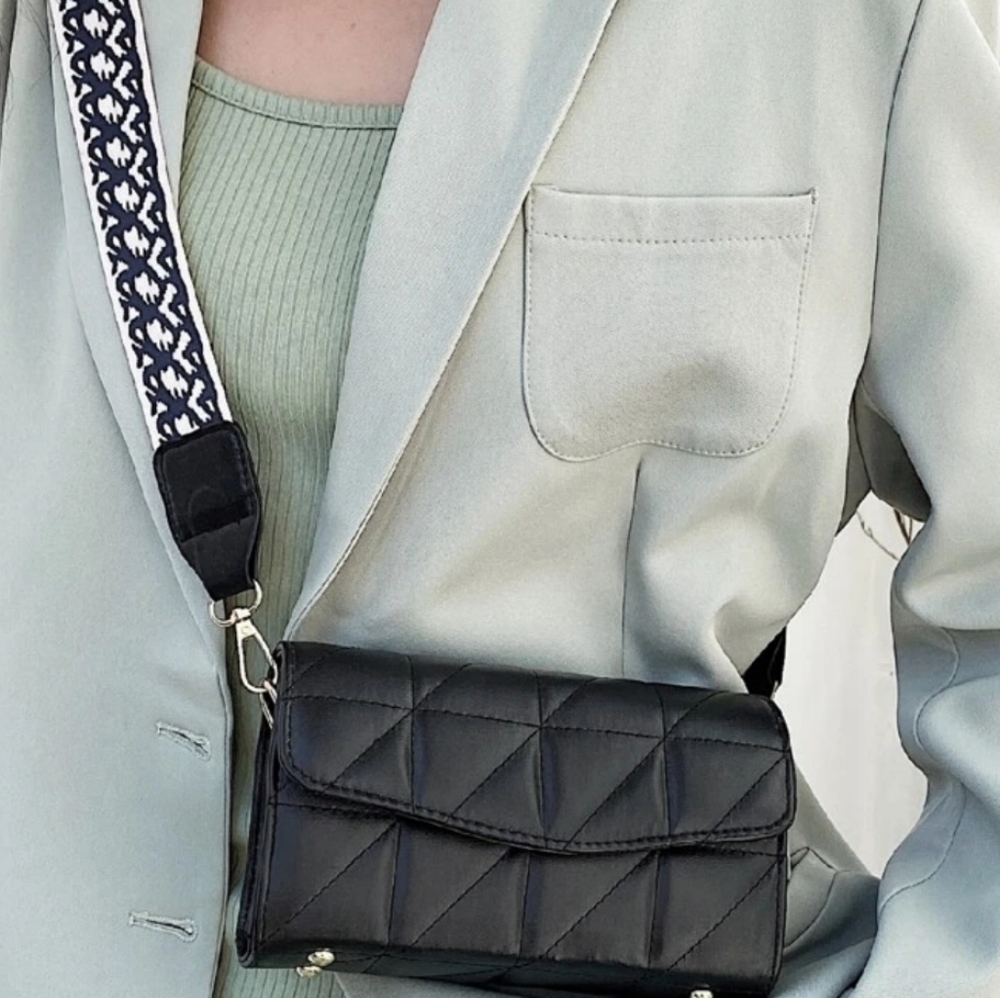 Quilted flab crossbody bag BNWT